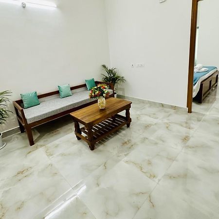 Tirupati Homestay - Shilparamam - Luxury Ac Apartments By Stayflexi - Fast Wifi, Kitchen, Android Tv - Walk To Ps4 Pure Veg Restaurant - Easy Access To Airport, Railway Station And To All Temples Exterior foto