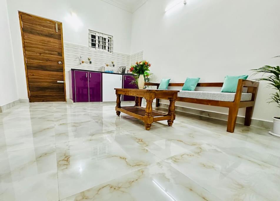 Tirupati Homestay - Shilparamam - Luxury Ac Apartments By Stayflexi - Fast Wifi, Kitchen, Android Tv - Walk To Ps4 Pure Veg Restaurant - Easy Access To Airport, Railway Station And To All Temples Exterior foto