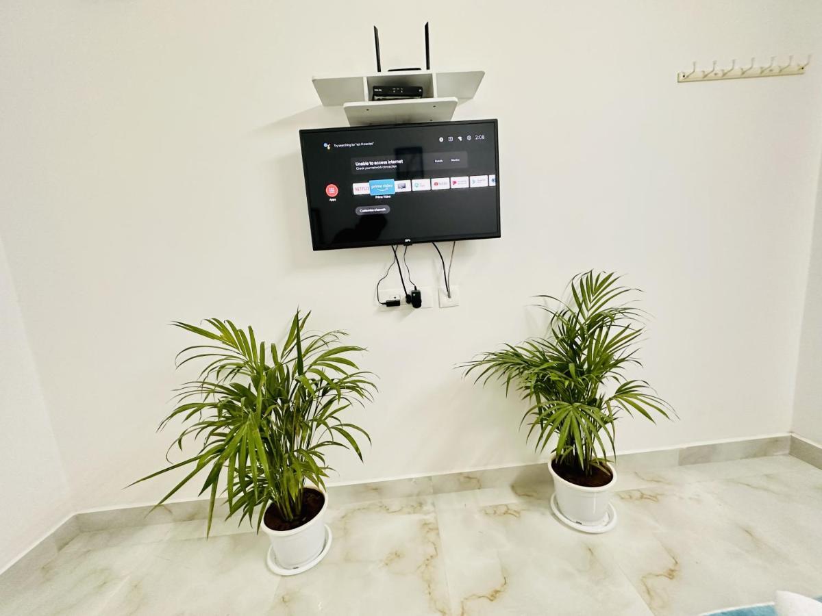 Tirupati Homestay - Shilparamam - Luxury Ac Apartments By Stayflexi - Fast Wifi, Kitchen, Android Tv - Walk To Ps4 Pure Veg Restaurant - Easy Access To Airport, Railway Station And To All Temples Exterior foto